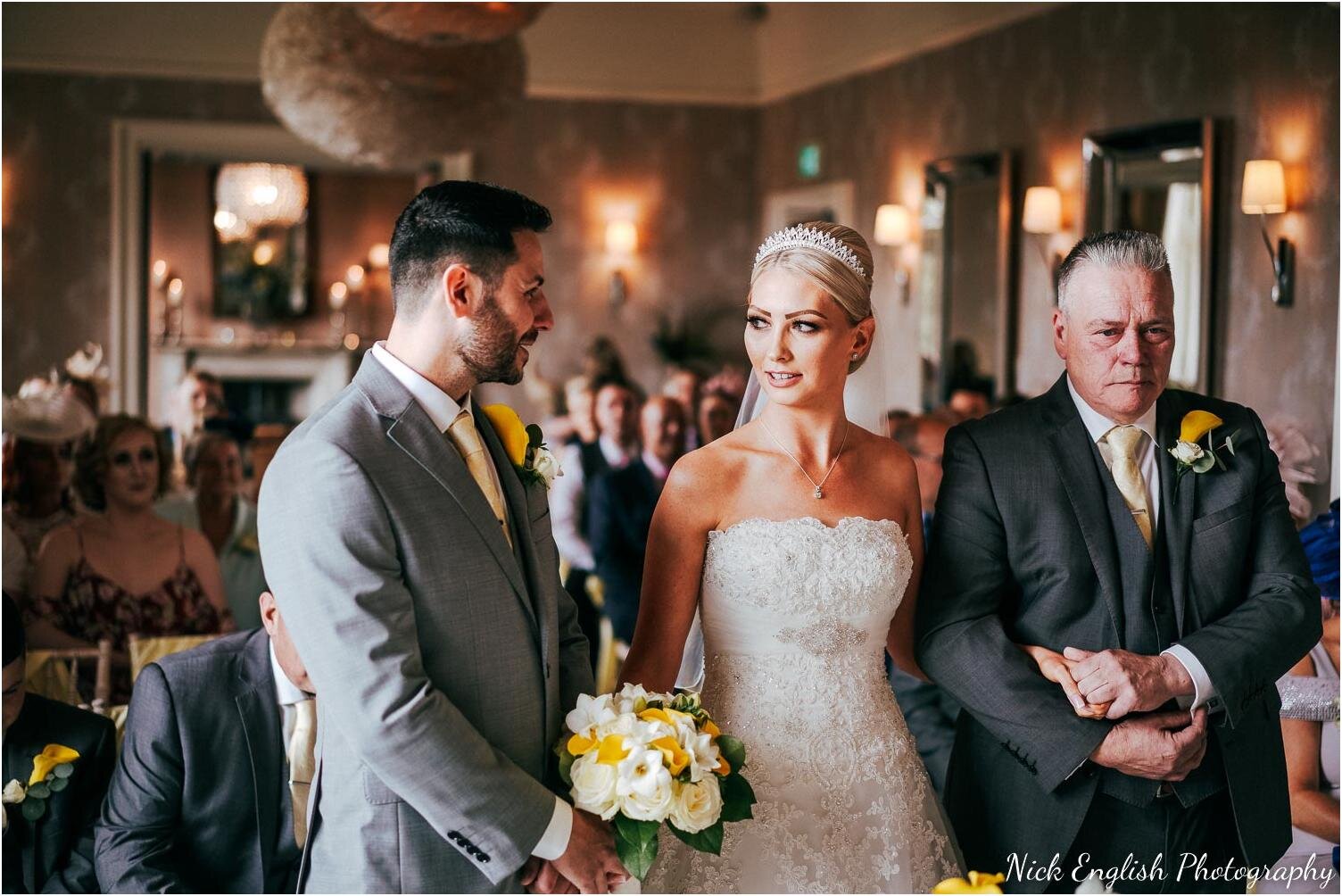Falcon_Manor_Yorkshire_Wedding_Photographer-39.jpg