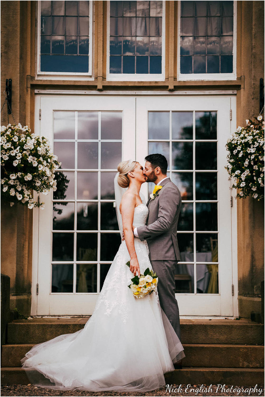 Falcon_Manor_Yorkshire_Wedding_Photographer-71.jpg