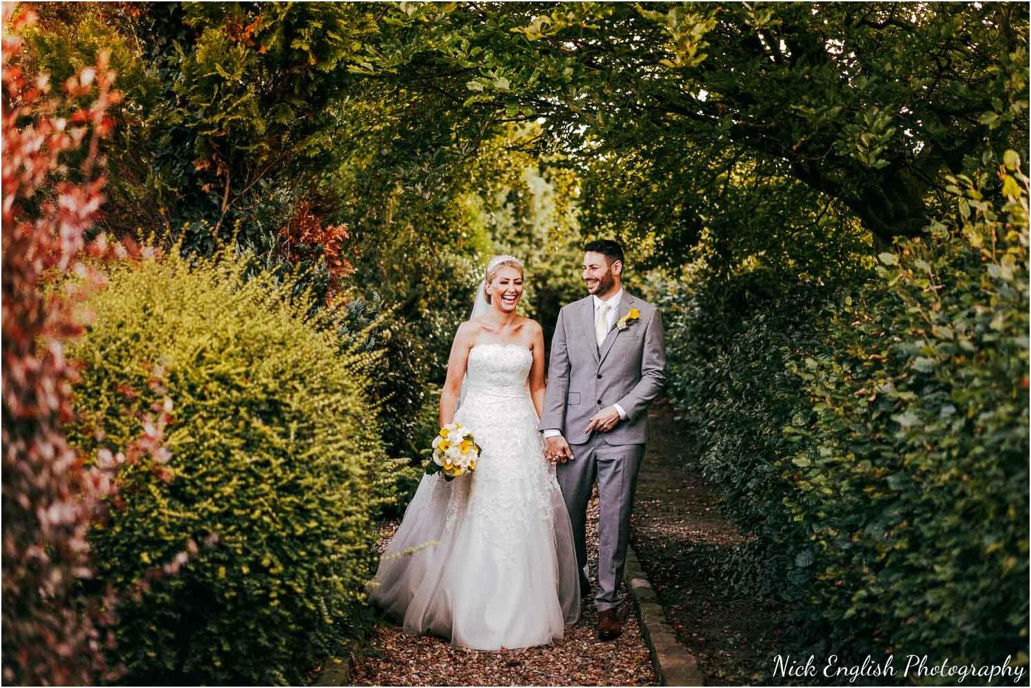 Falcon_Manor_Yorkshire_Wedding_Photographer-105.jpg