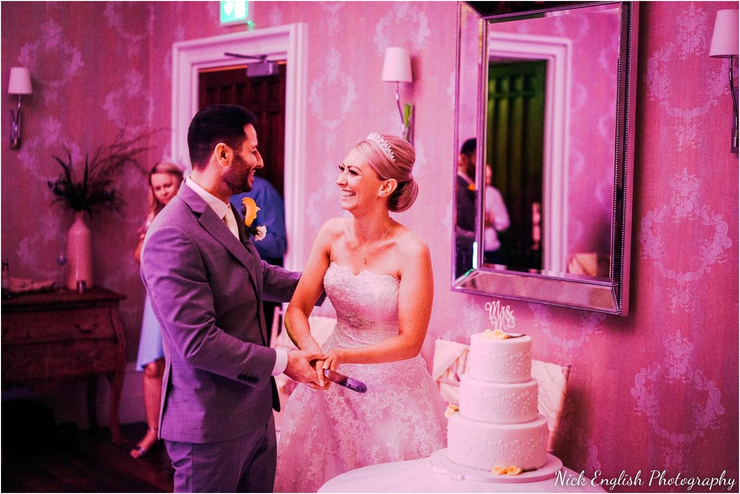 Falcon_Manor_Yorkshire_Wedding_Photographer-124.jpg