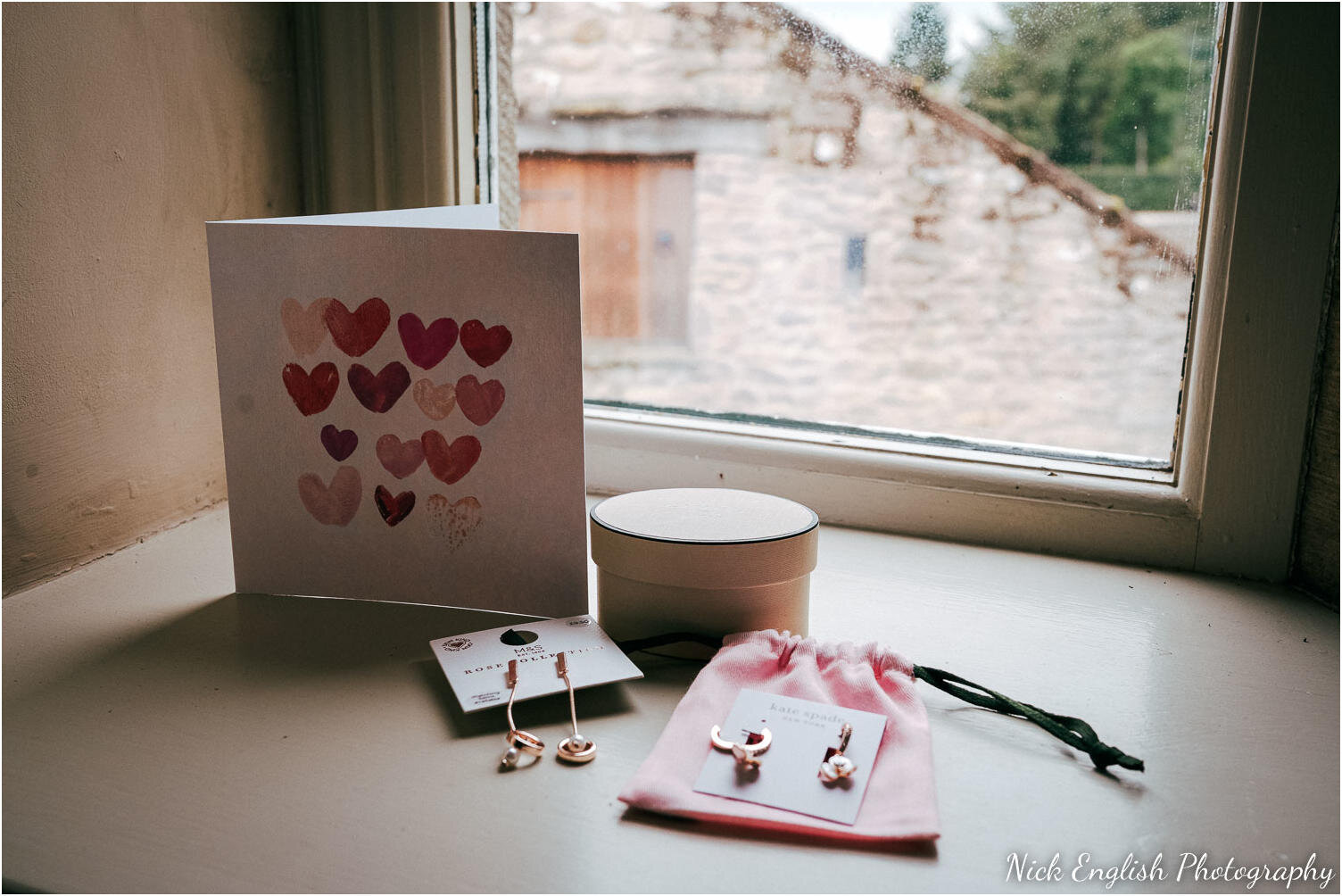 Browsholme_Hall_Wedding_Photographer_Lancashire-7.jpg
