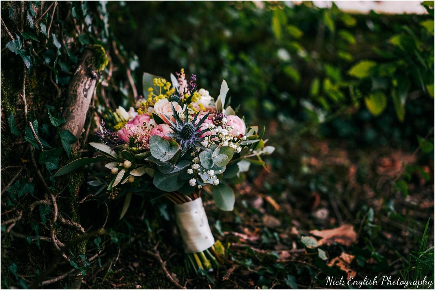 Browsholme_Hall_Wedding_Photographer_Lancashire-15.jpg
