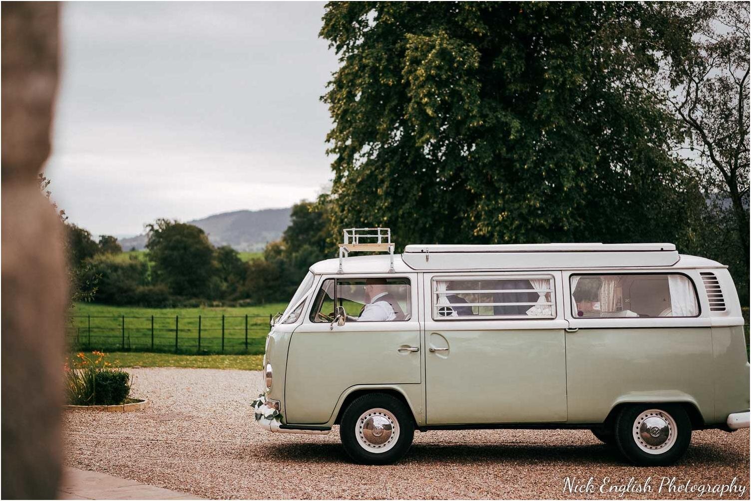 Browsholme_Hall_Wedding_Photographer_Lancashire-16.jpg