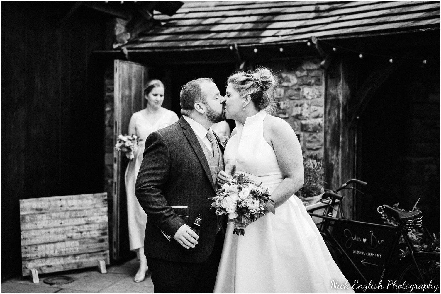 Browsholme_Hall_Wedding_Photographer_Lancashire-59.jpg