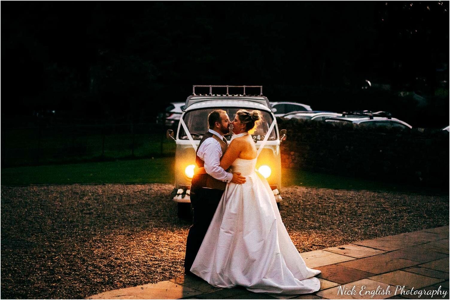 Browsholme_Hall_Wedding_Photographer_Lancashire-134.jpg