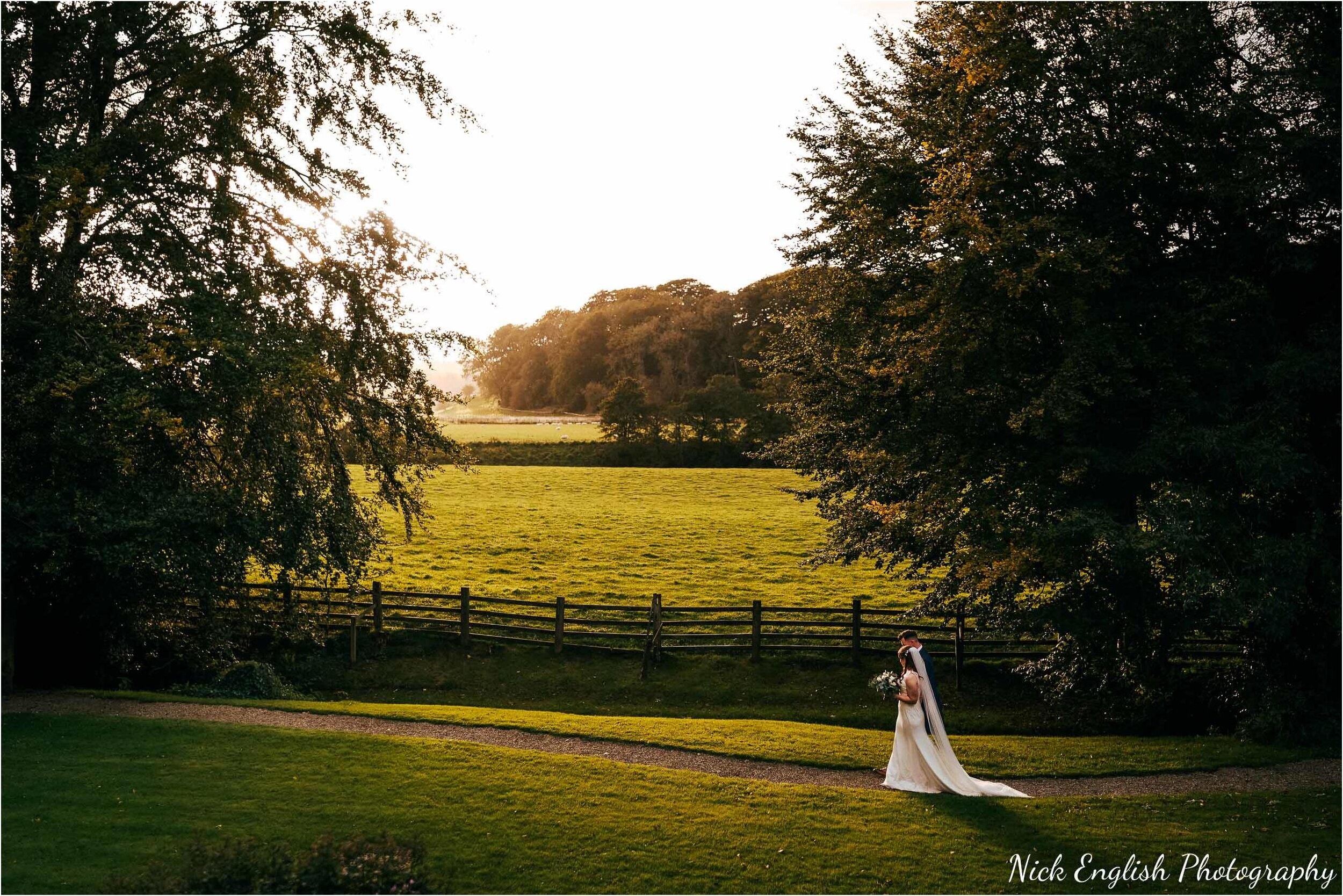 Mitton_Hall_Wedding_Photograph-91.jpg