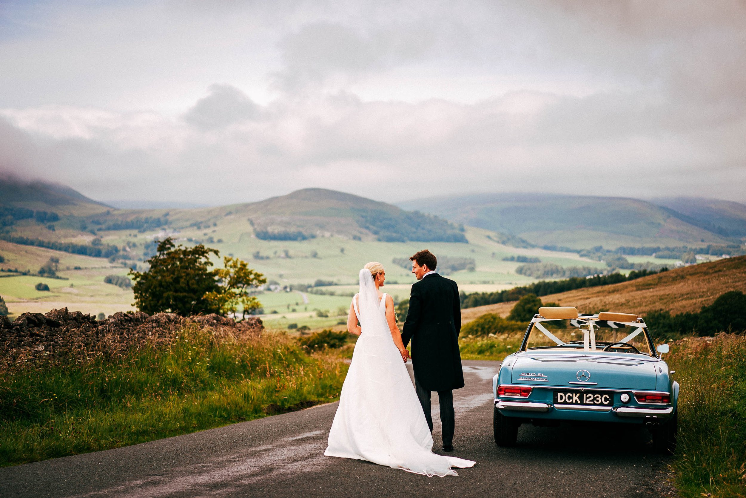 Inn_At_Whitewell_Wedding_Ribble_Valley-52.jpg