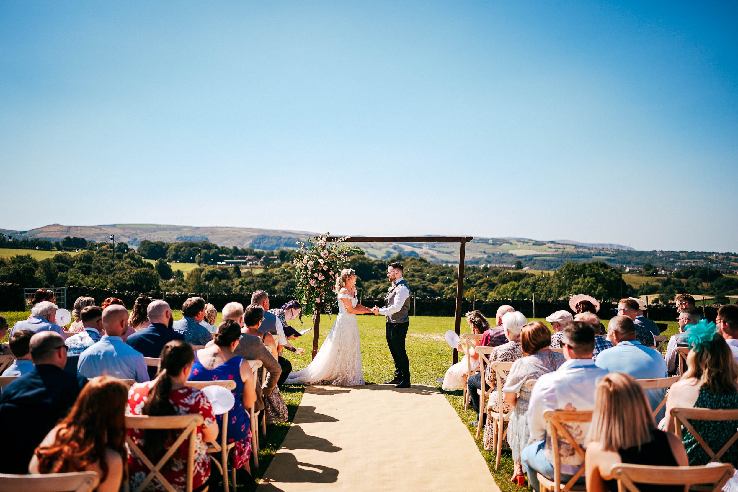 Simply_Fields_Wedding_Photos-16.jpg