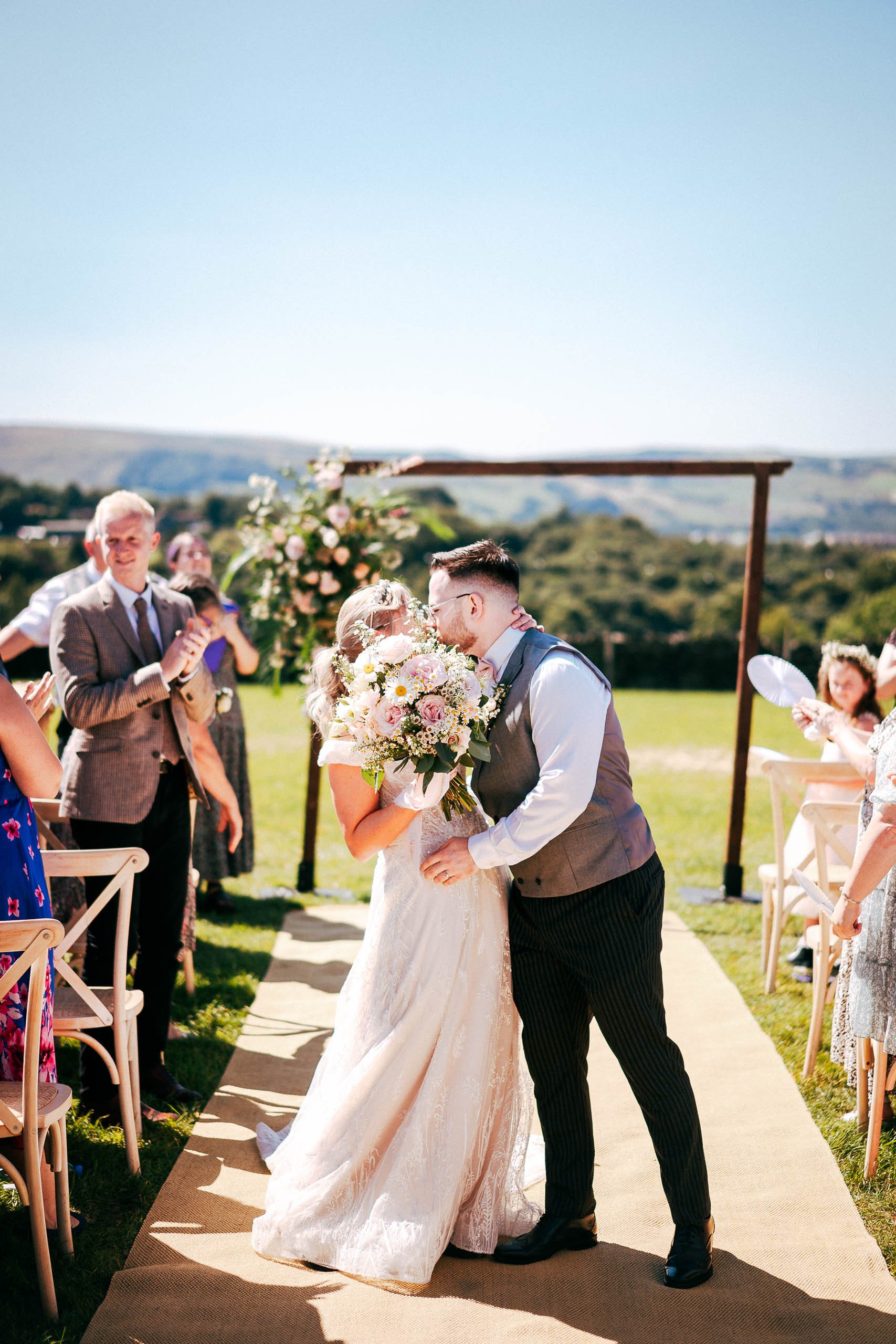Simply_Fields_Wedding_Photos-17.jpg