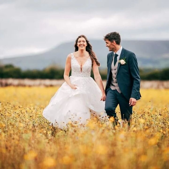 I've been spoilt this bank holiday weekend with some amazing weddings, today's was no exception - WHAT A DAY!! Seriously, Shannon &amp; Malcolm thank you for having me along today, your family, friends and children were all incredible and I loved bei
