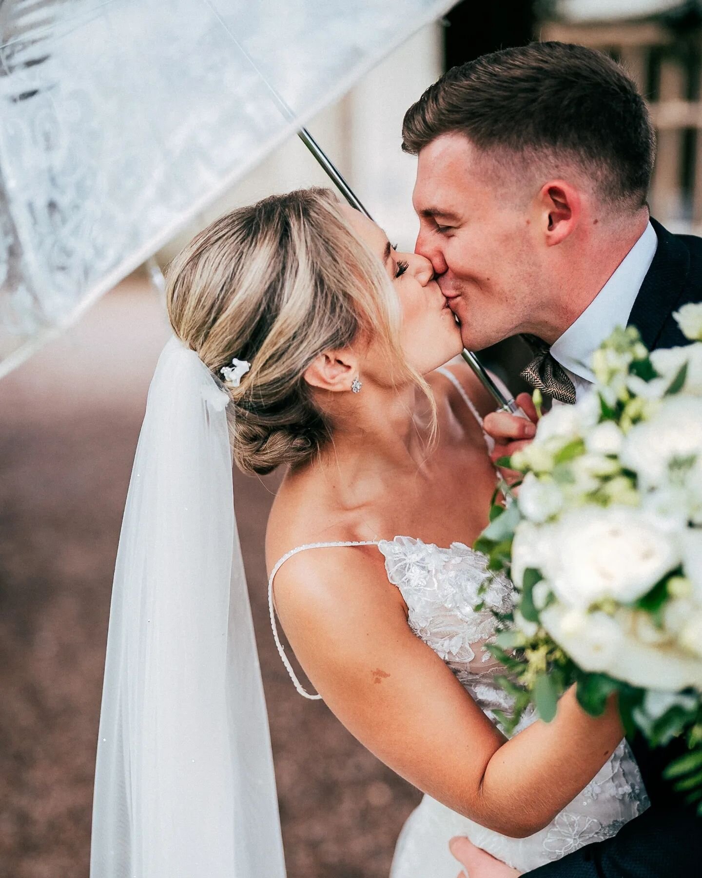 Lucy &amp; Tom, what a day!! #nickenglishphotography #mittonhallwedding #mittonhall  #ribblevalleywedding #ribblevalleyweddingphotographer #wedding #bride #groom #weddingdress

@lucylou1710
@tclarky_
Lovely to work alongside @leannejacksonmakeup @tom