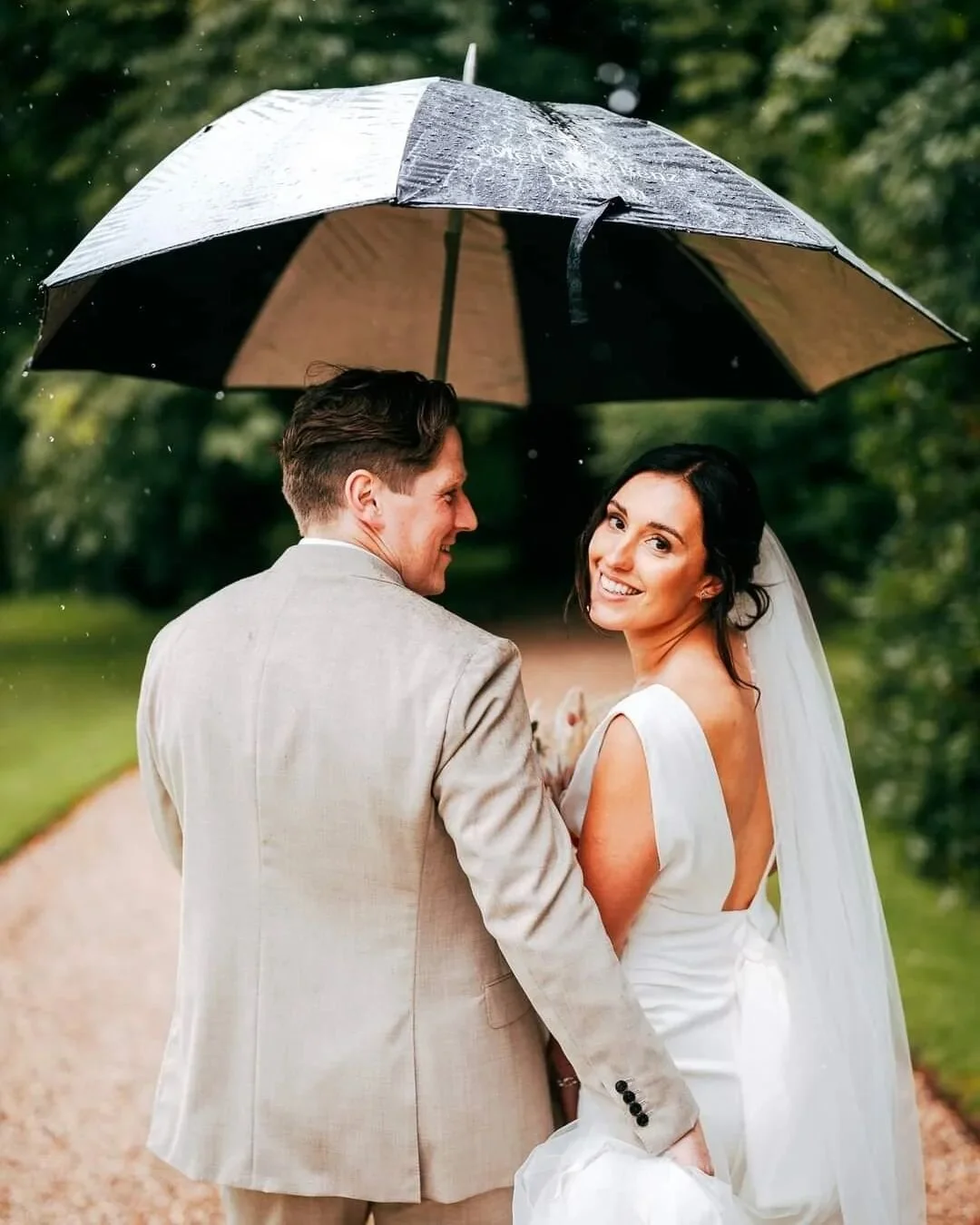 Imogen &amp; Josh. What an amazing day today with Imogen &amp; Josh at Browsholme Hall &amp; The Tithe Barn! The weather didnt dampen anyone's spirits as we partied through the day (and night!)
Great to work alongside @nalaandknot , @faircloughstudio