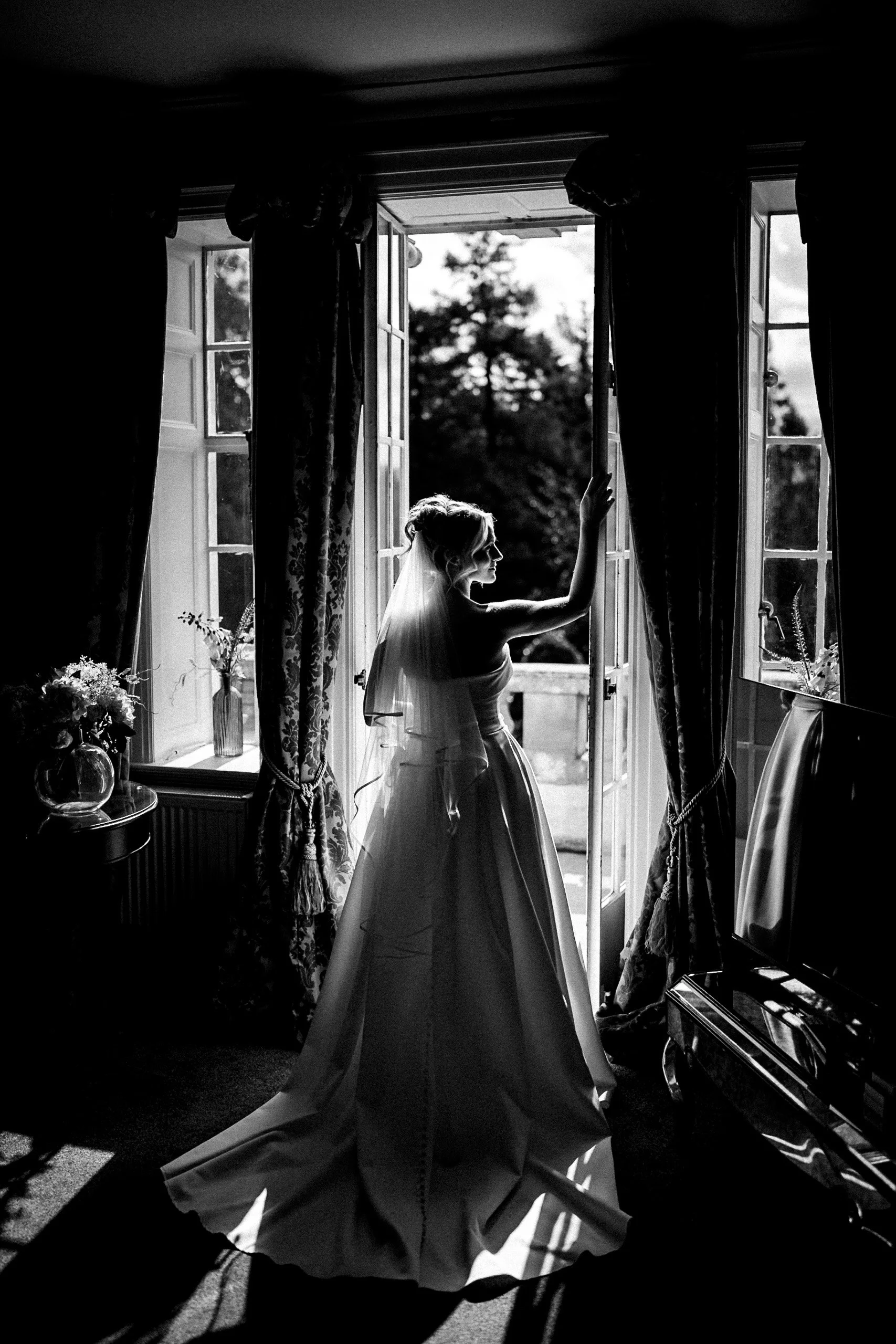 Eaves_Hall_Wedding_Photographer-6.jpg