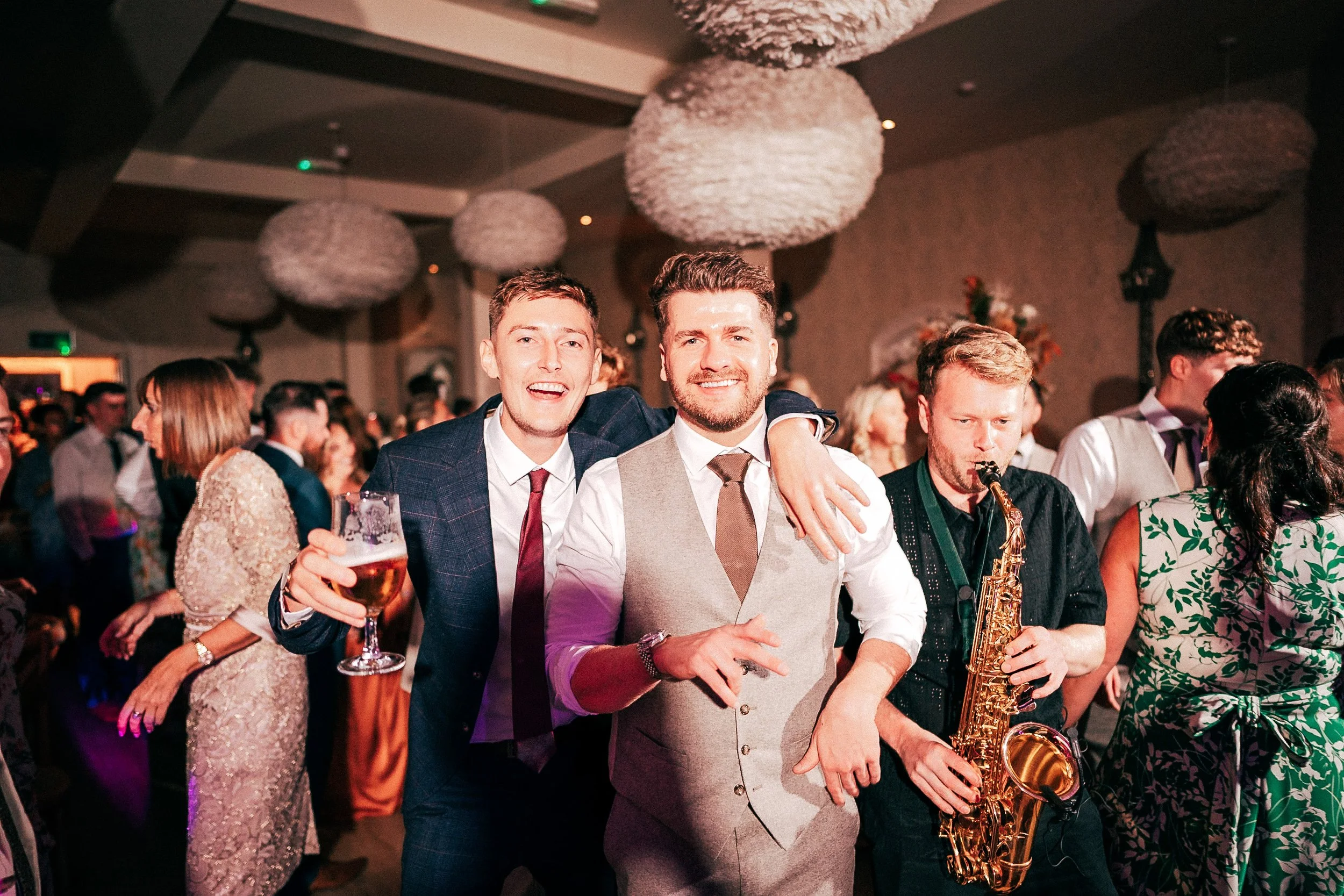 Wennington_Hall_Wedding_Photographs-116.jpg