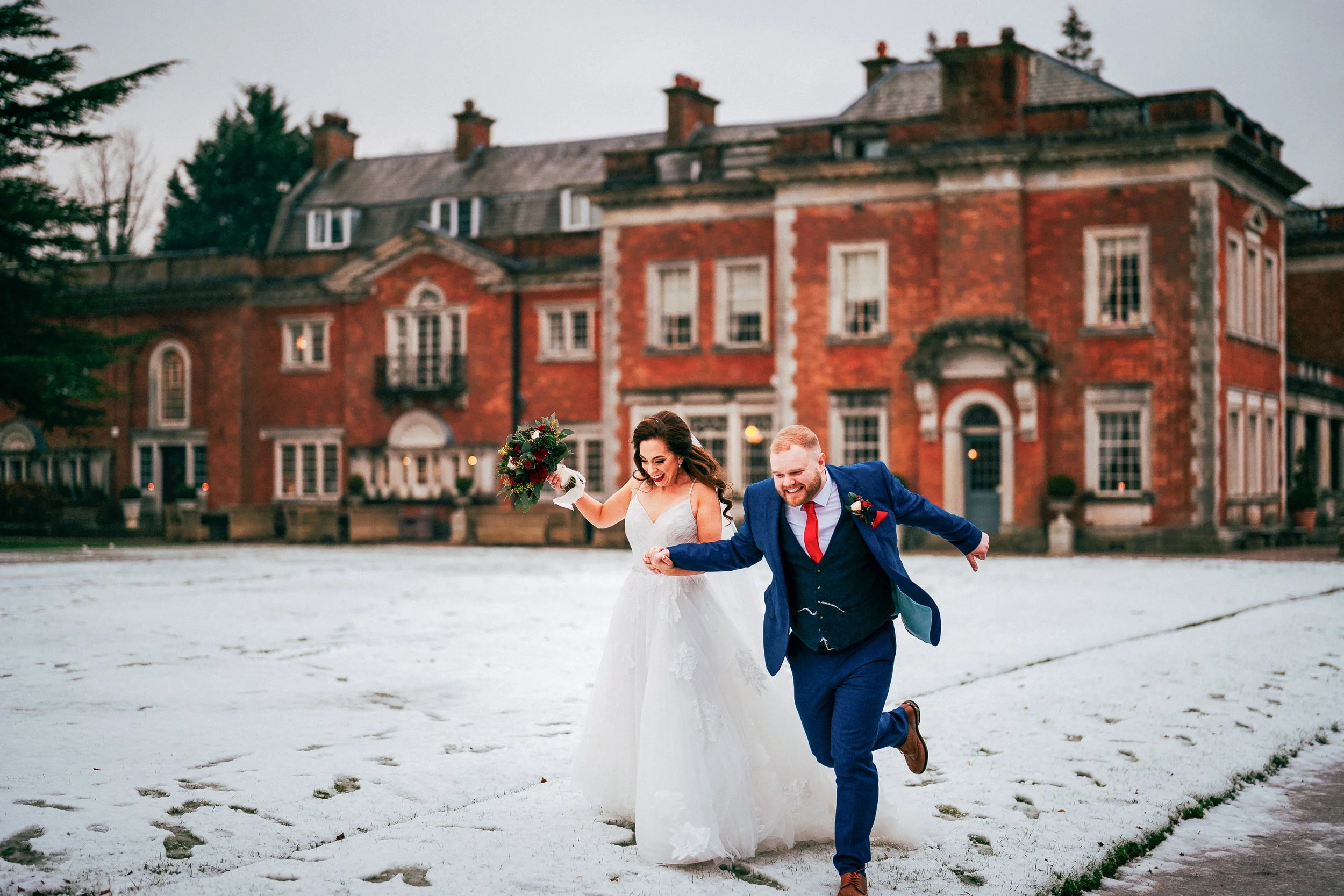 Eaves-Snow-Wedding-Photos-39.jpg