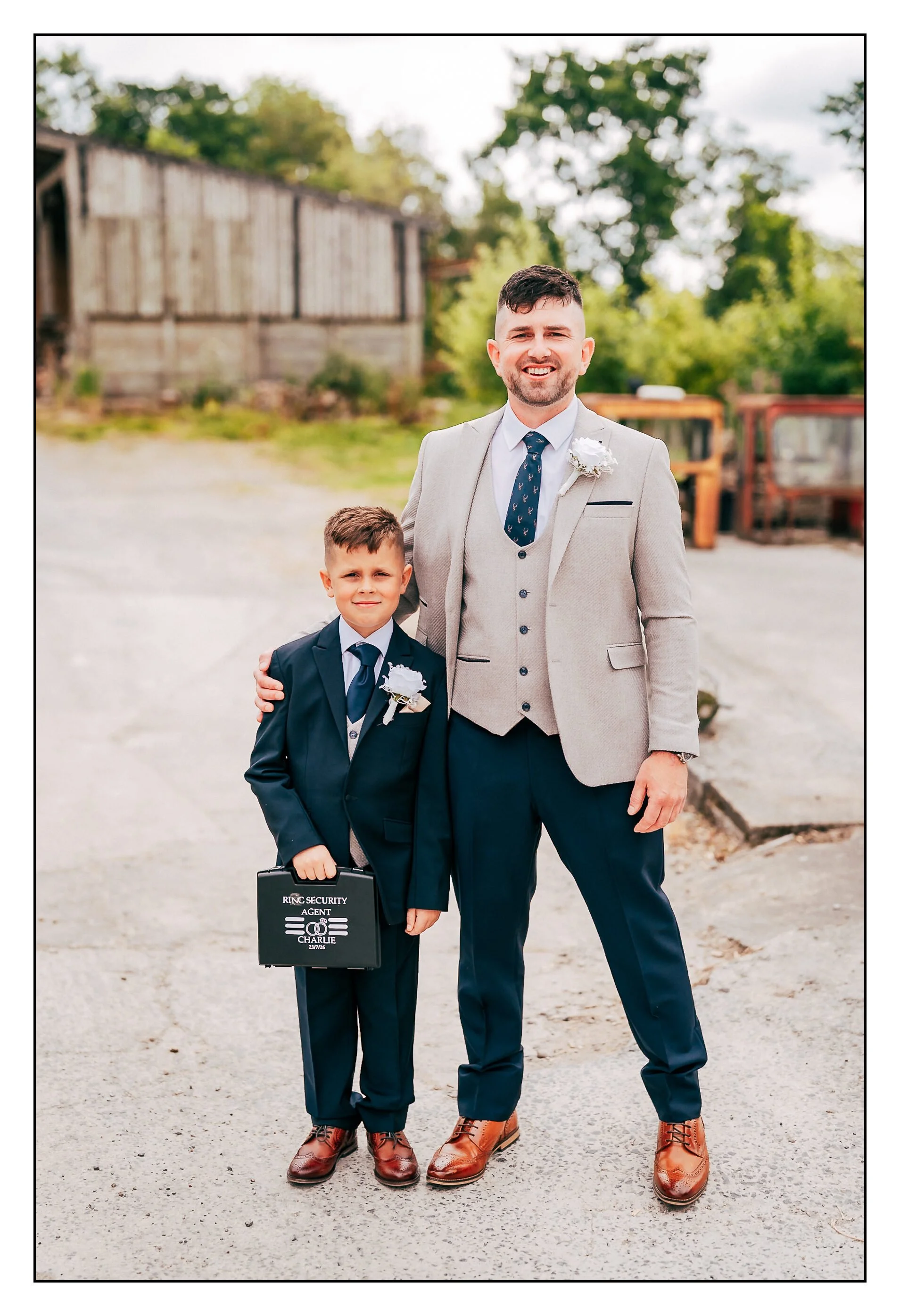 The_Out_Barn_Wedding_photographer_Nick_English_Photography-4.jpg