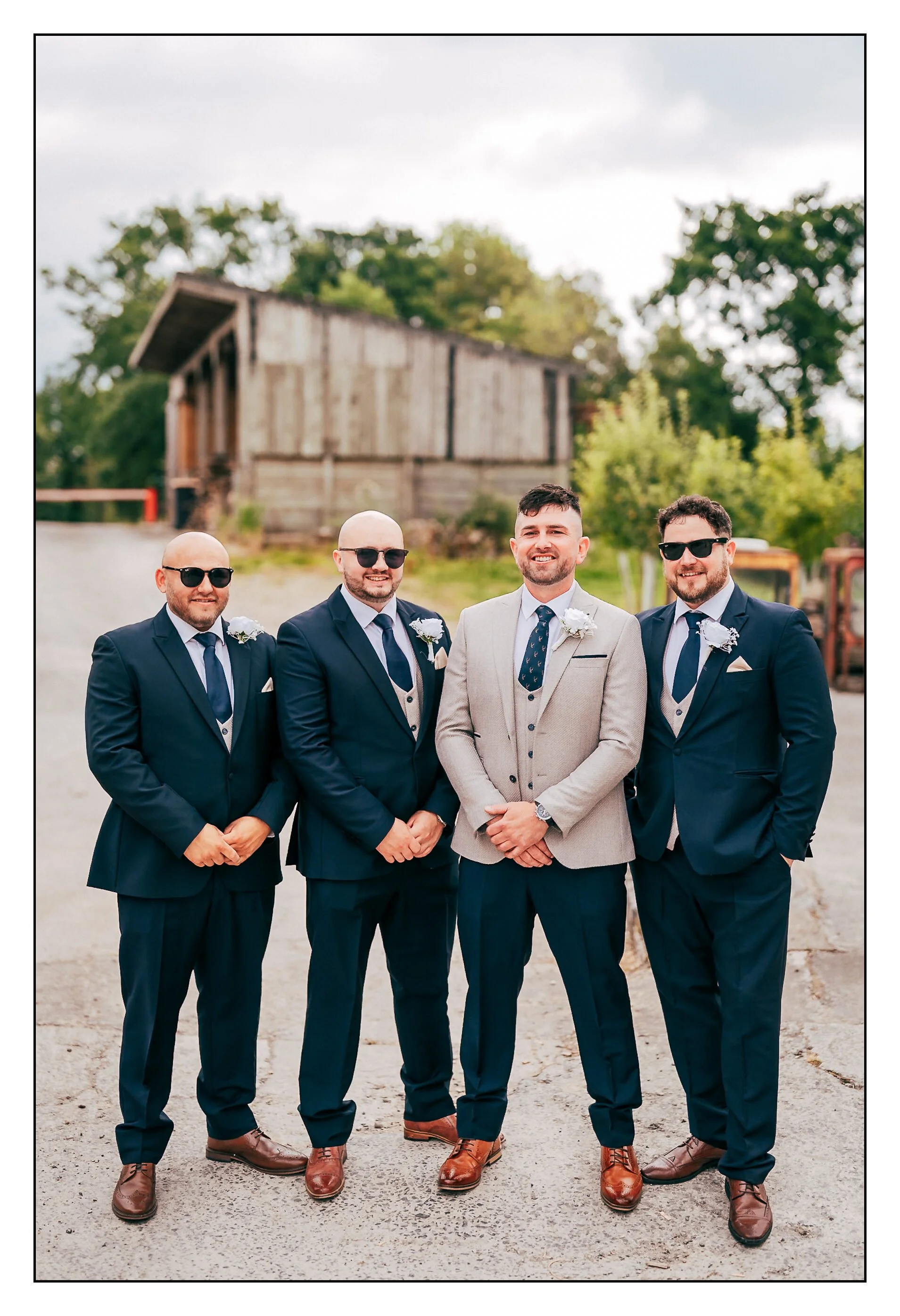 The_Out_Barn_Wedding_photographer_Nick_English_Photography-5.jpg