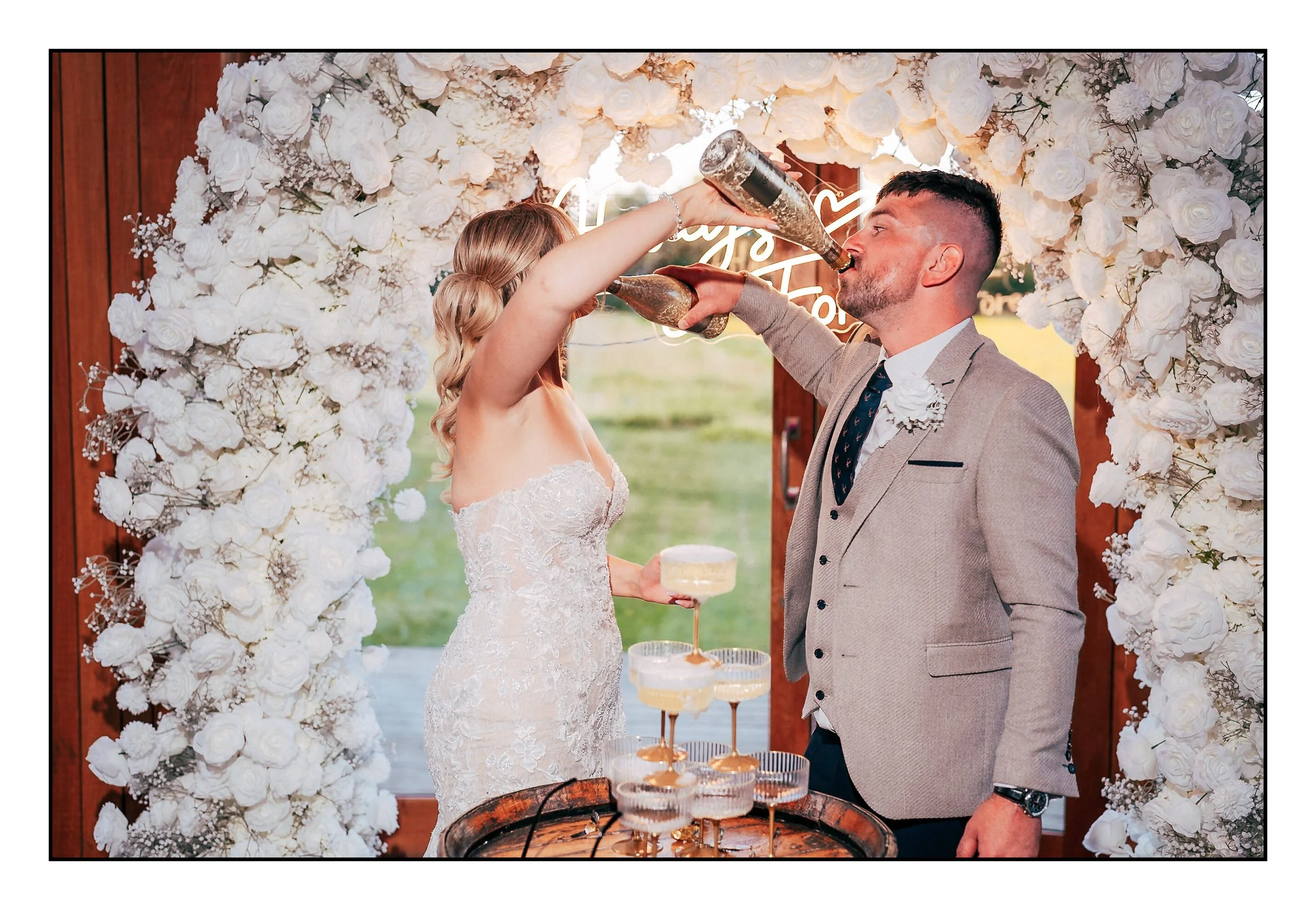 The_Out_Barn_Wedding_photographer_Nick_English_Photography-98.jpg