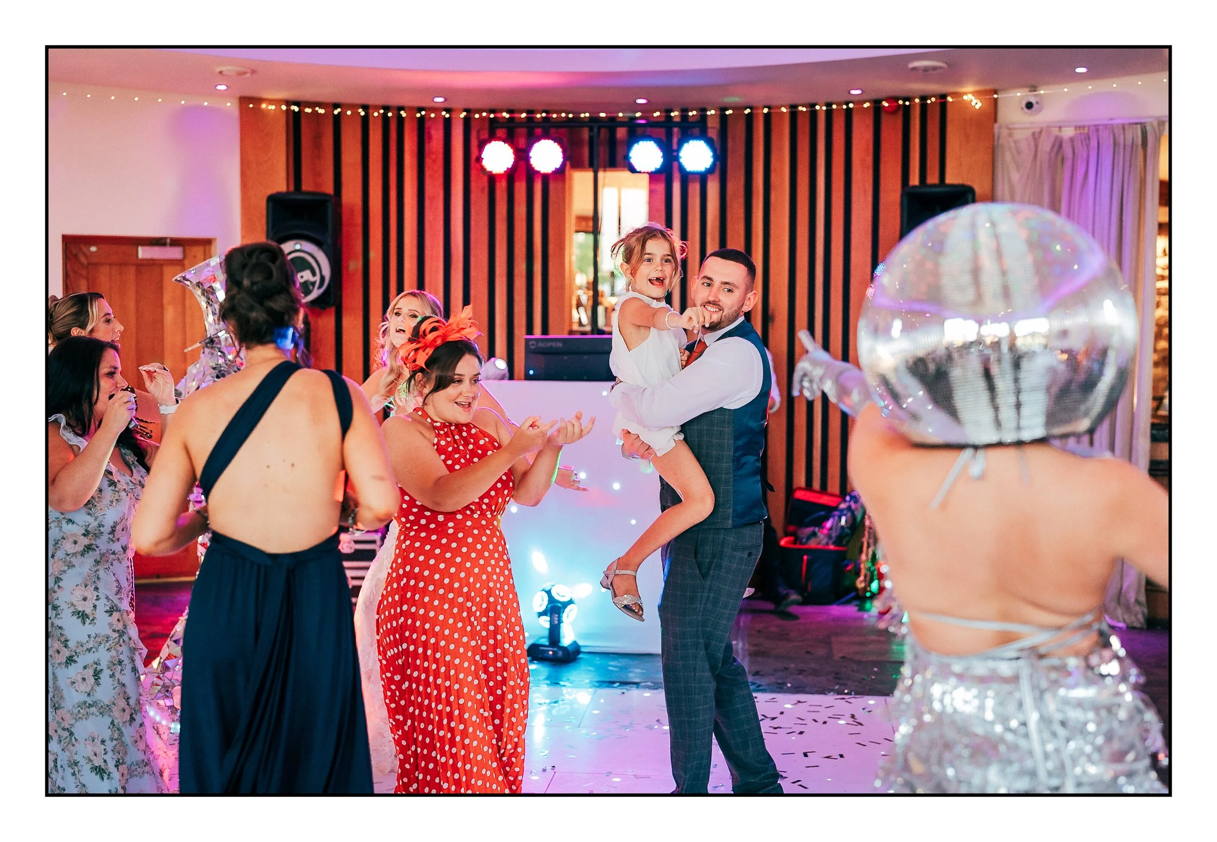 The_Out_Barn_Wedding_photographer_Nick_English_Photography-105.jpg