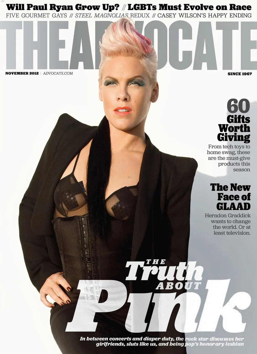 0019_P!NK_DEBff0845_v02bw copy.jpg
