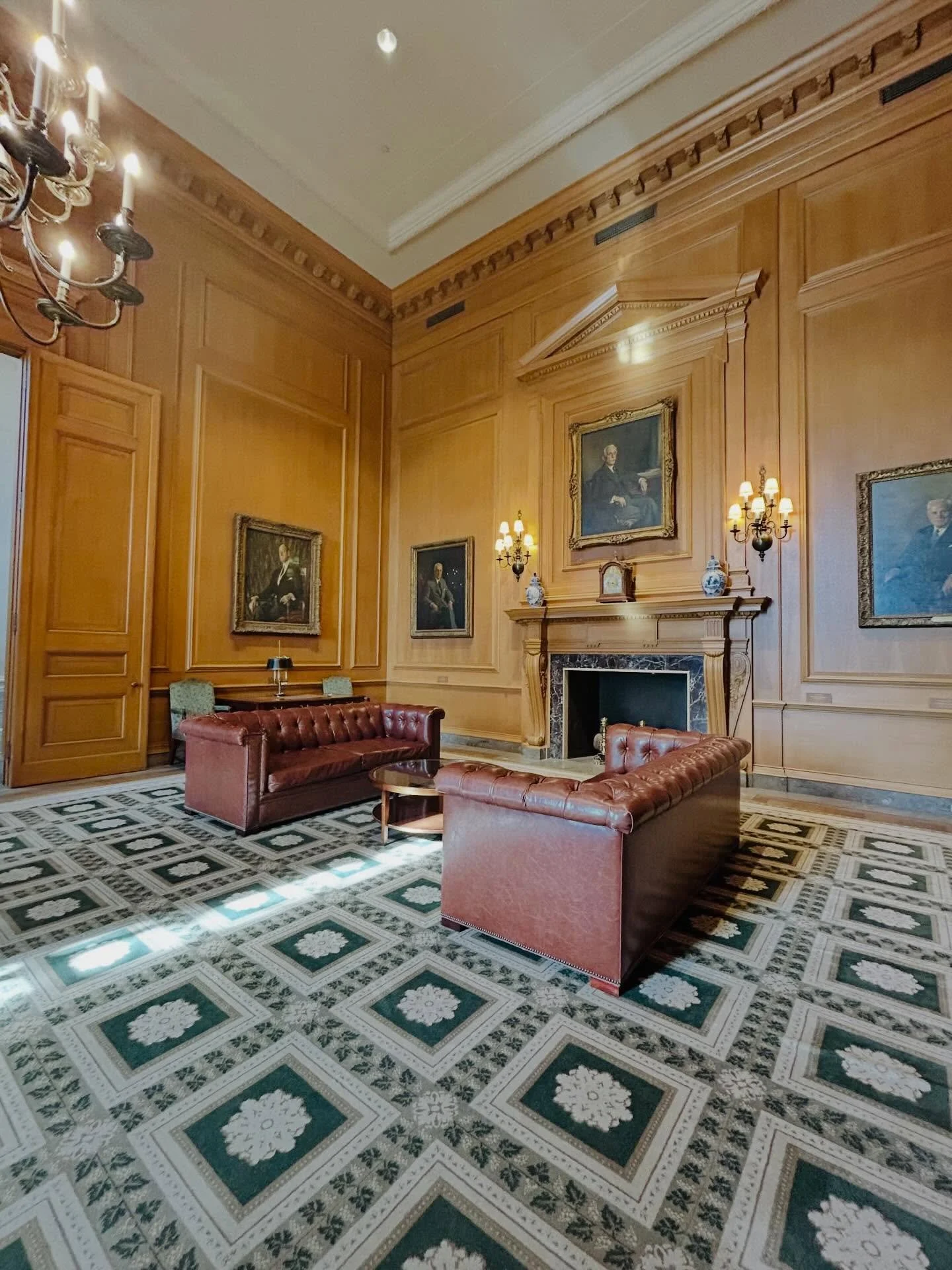 ML&rsquo;s offshore office&hellip;if only 🙃