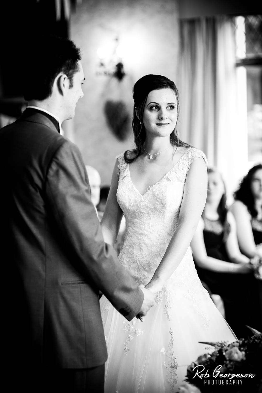 Spread_Eagle_Inn_Sawley_Wedding_Photographer (21).jpg