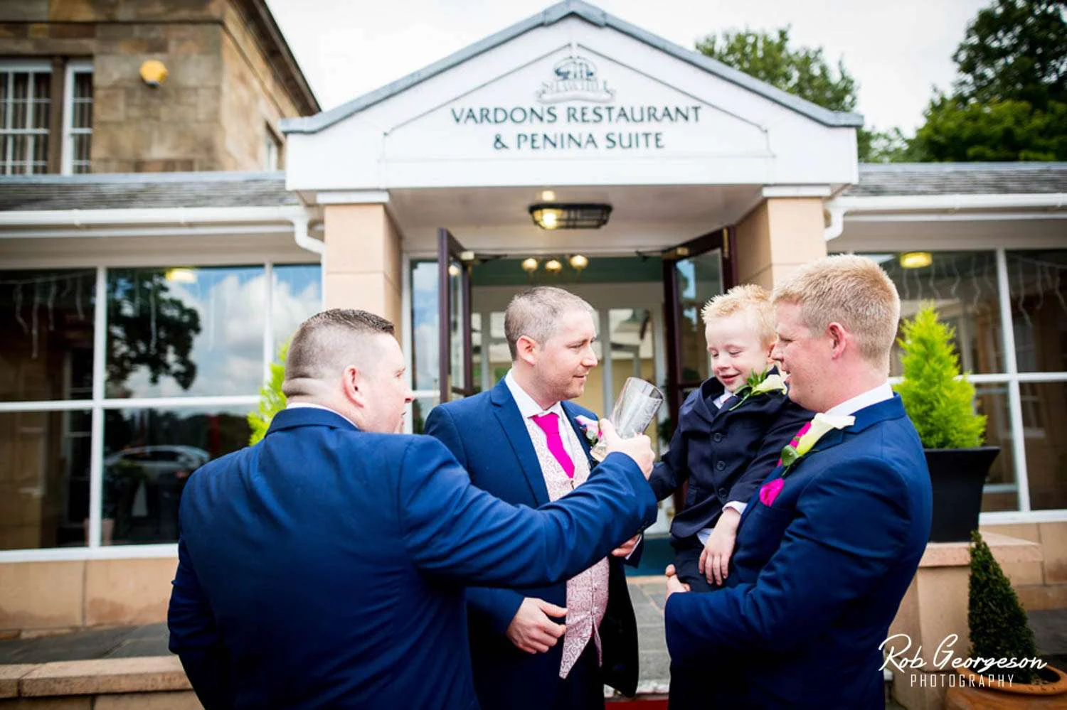 Shaw_Hill_Golf_Club_Wedding_Photographer (11).jpg