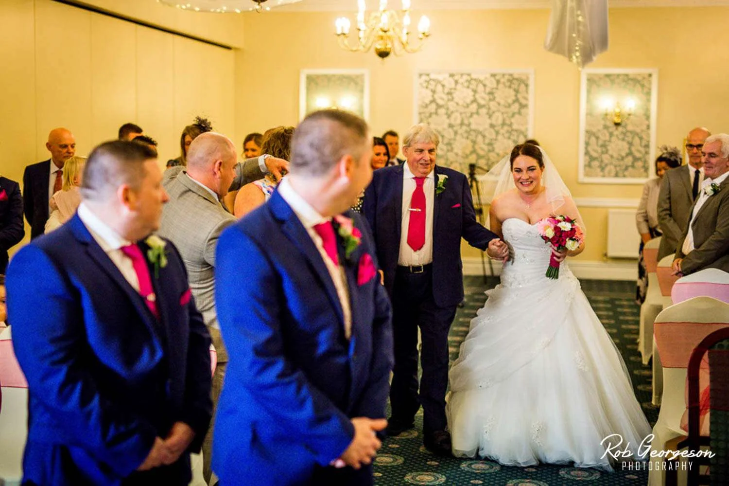 Shaw_Hill_Golf_Club_Wedding_Photographer (14).jpg
