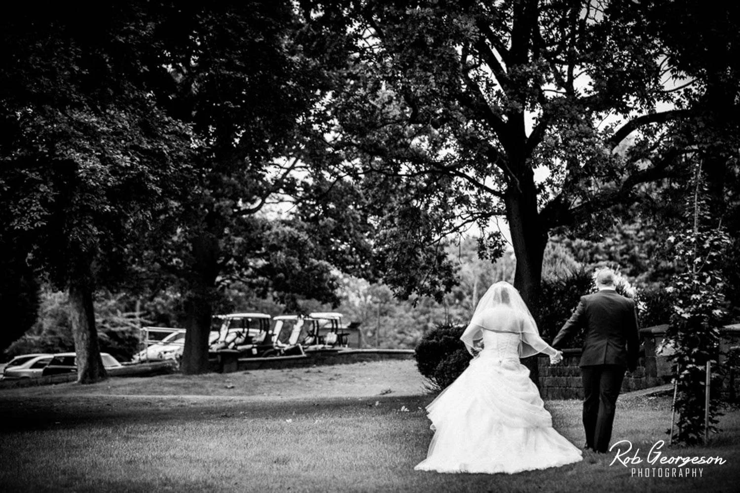 Shaw_Hill_Golf_Club_Wedding_Photographer (24).jpg