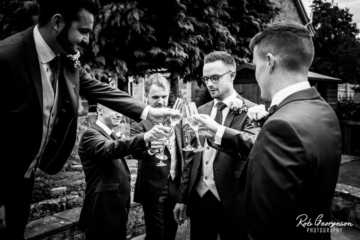 Shireburn_Arms_Wedding_Photographer_013.jpg