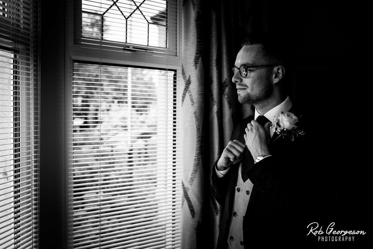 Shireburn_Arms_Wedding_Photographer_016.jpg