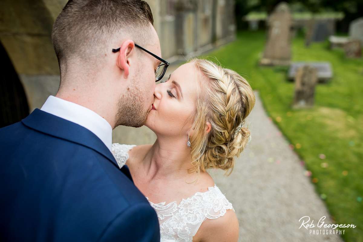 Shireburn_Arms_Wedding_Photographer_034.jpg