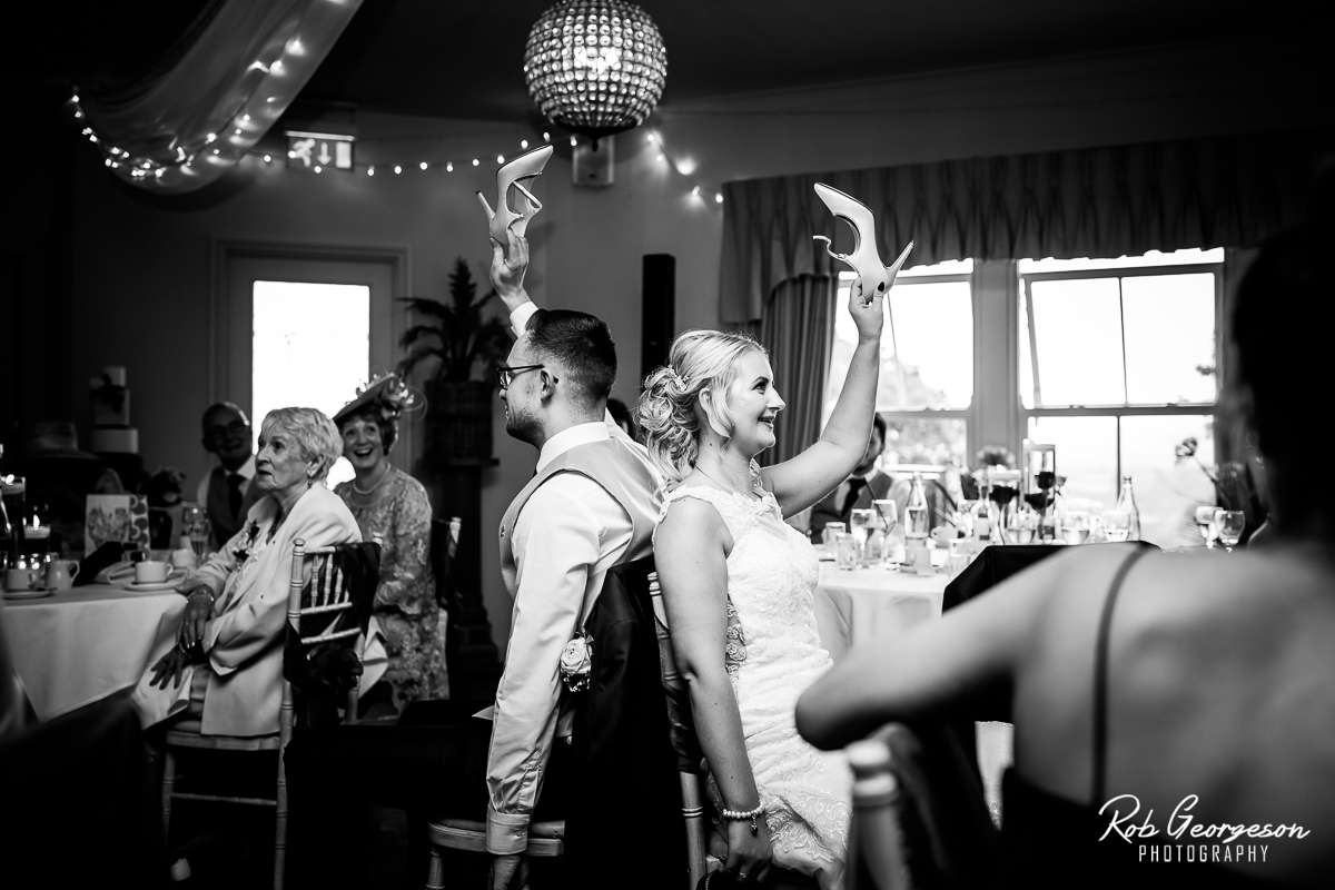 Shireburn_Arms_Wedding_Photographer_059.jpg