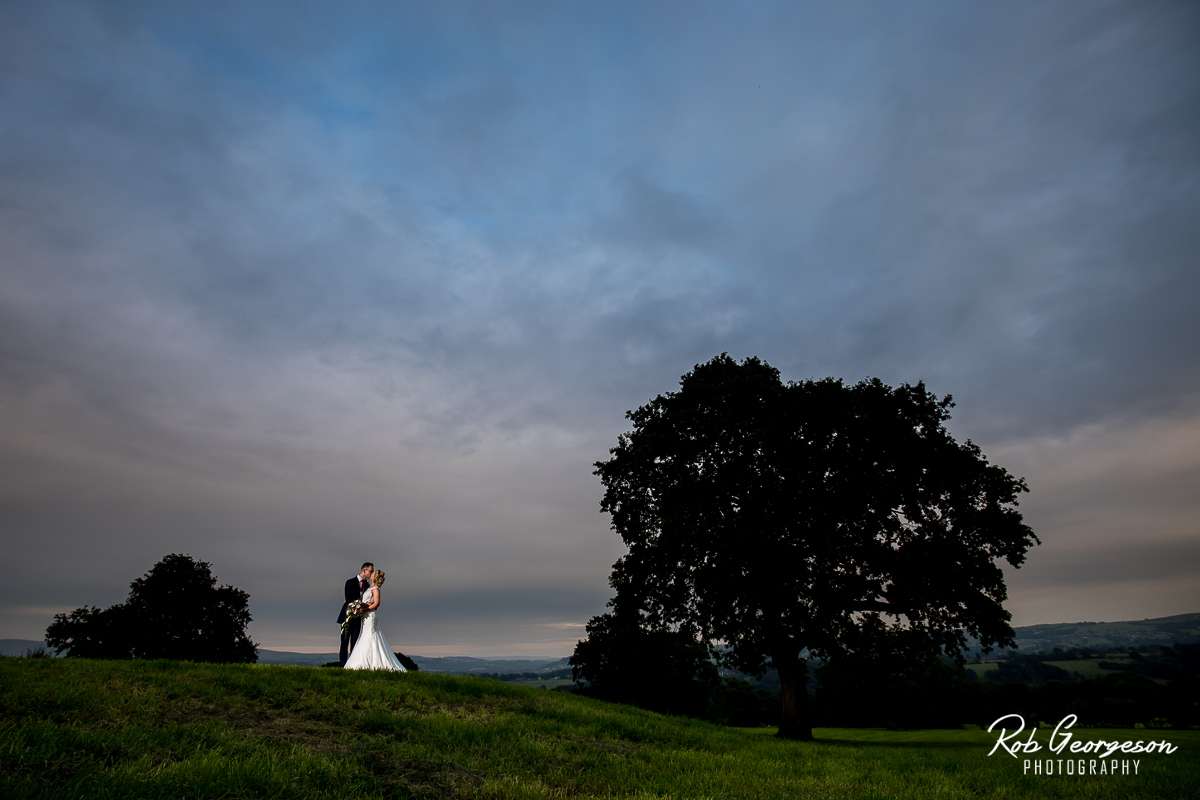 Shireburn_Arms_Wedding_Photographer_066.jpg