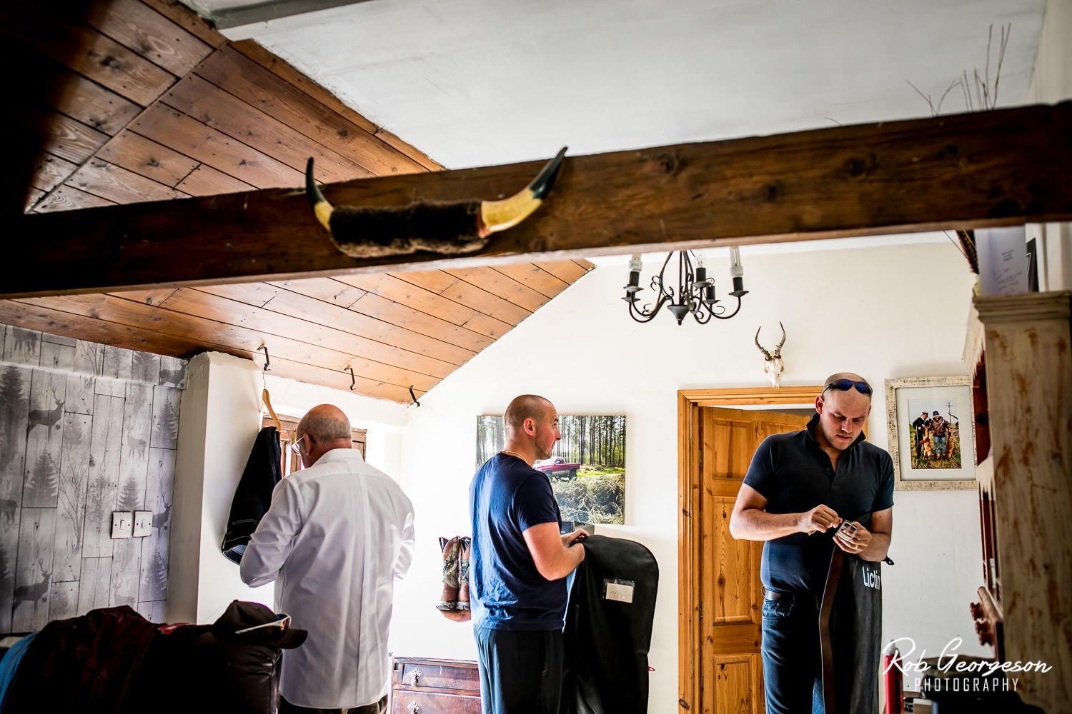 Hazel_Gap_Barn_Wedding_Photographer_014.jpg