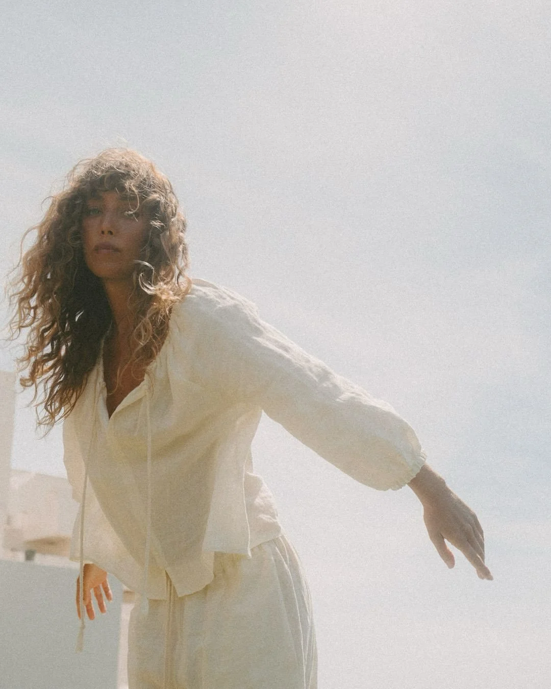 La aliada perfecta para vestir con estilo y comodidad 🤍

#santapalma #madeinmallorca