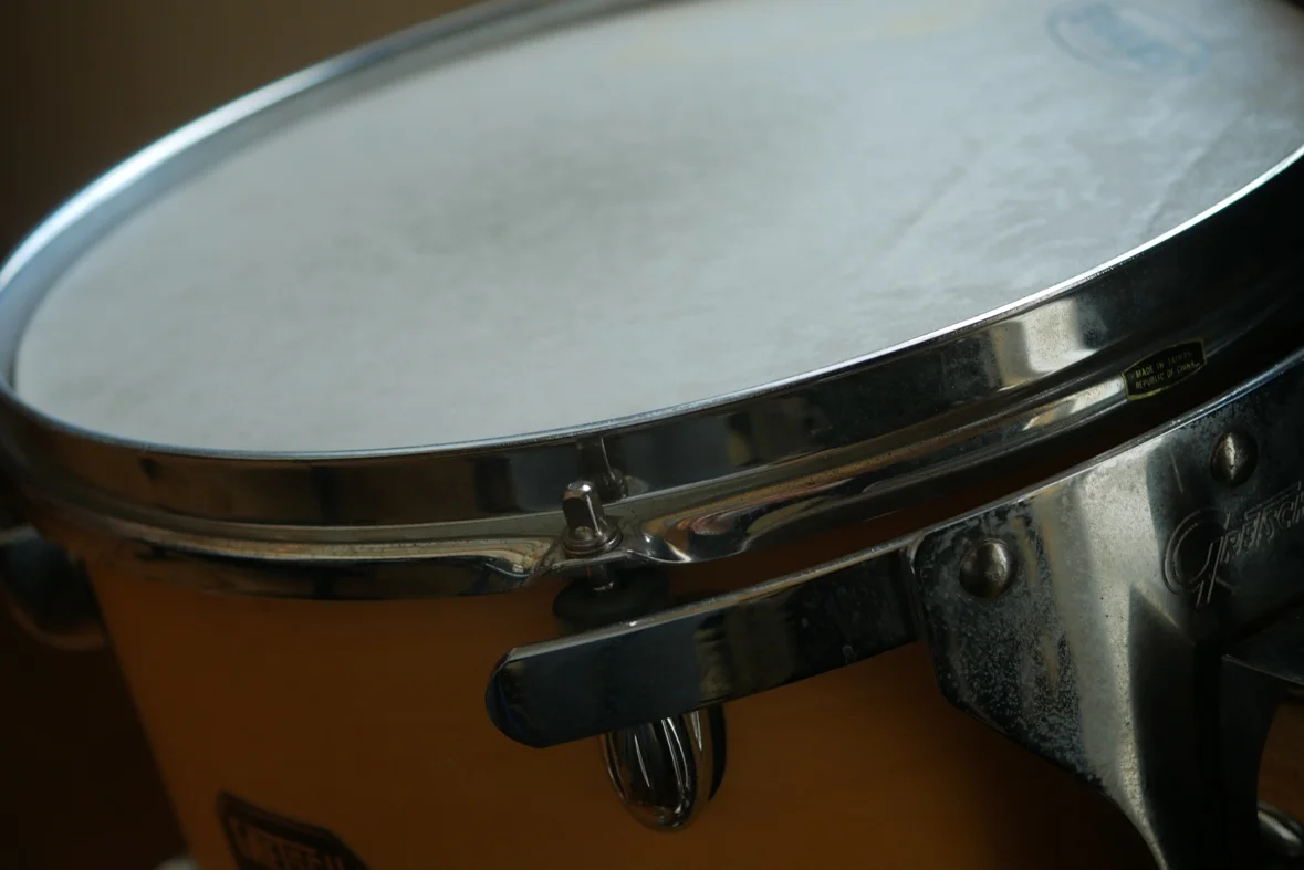 tom detail-s.jpg