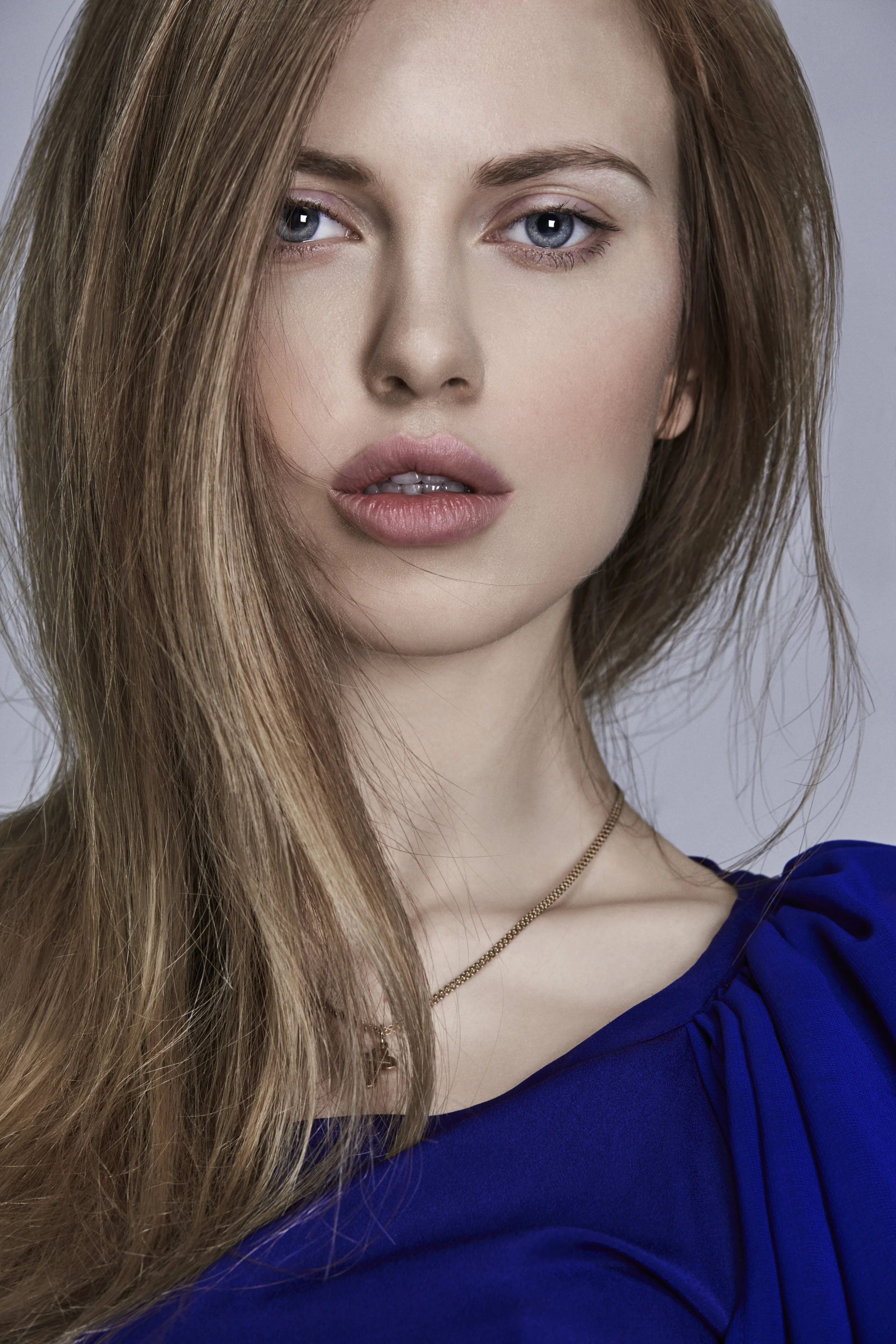 2016_7_vika_softbox_z0090.jpg