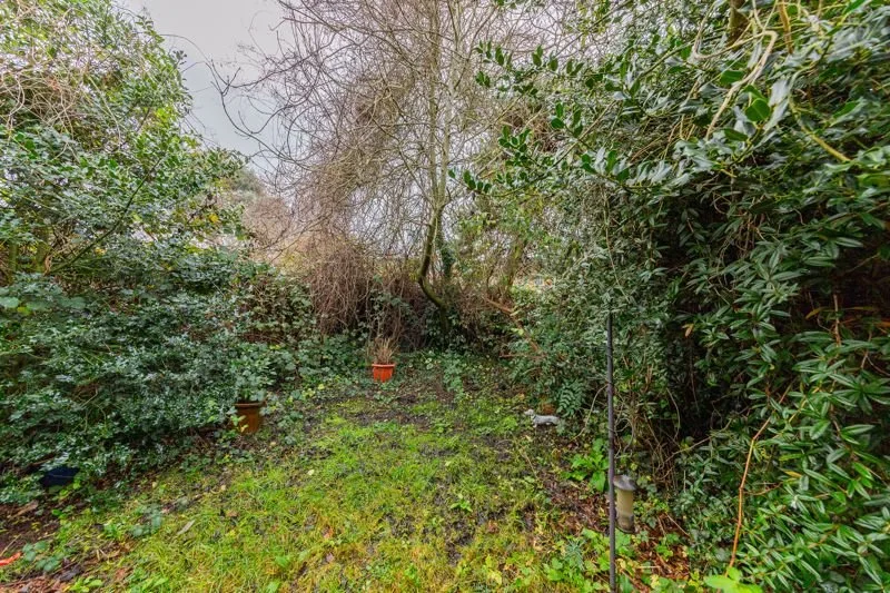 Barrington-Close-Oxford-semi-detached-house-IMG_5868.jpg