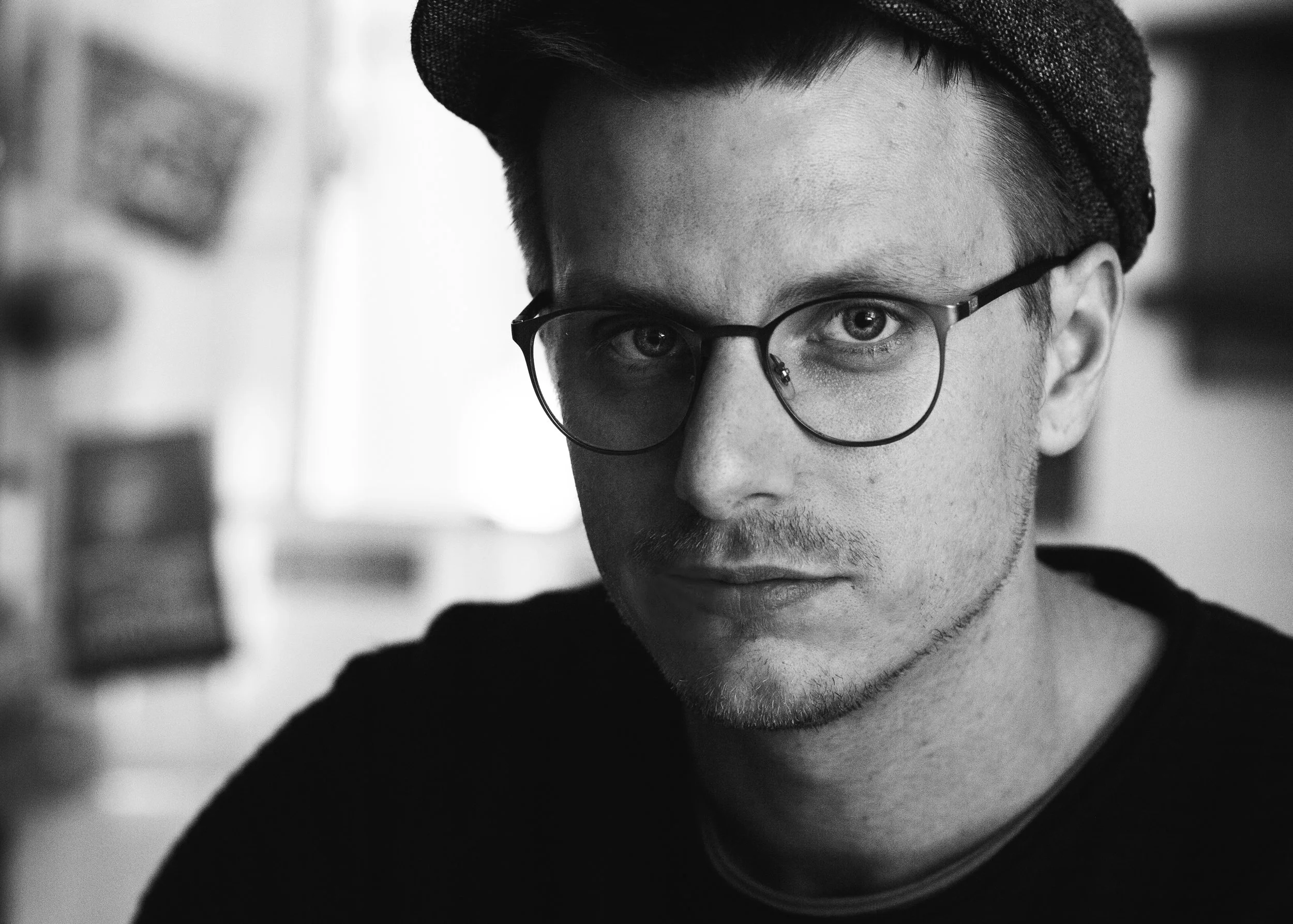 MORITZ NEUMEIER // COMEDIAN