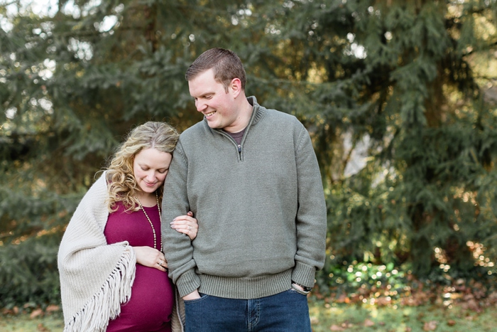 Lancaster_Winter_Maternity_Session_07.jpg