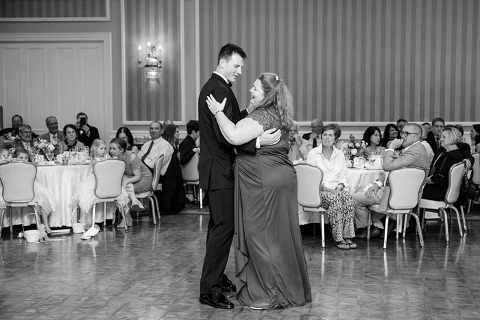 Country_Club_of_York_PA_Wedding_42.jpg