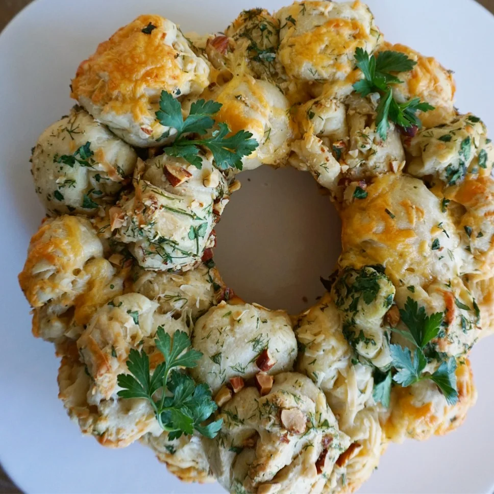 Cheesy Pull-Apart Holiday Wreath Bread