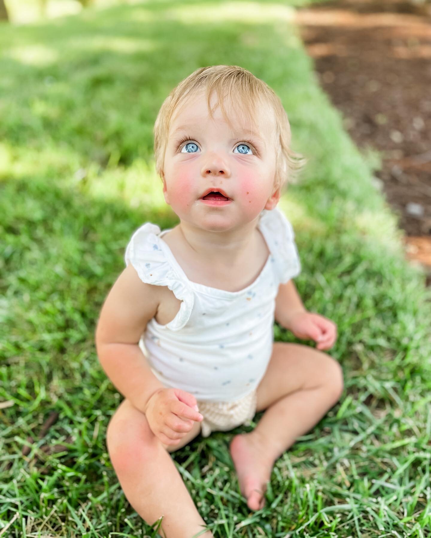 Blakely Ann Grayson!! How are you one year old today??? How?! Slow down sister!! We absolutely adore you, love you more than words can even express. Our joyful, happy, bright eyed, sweet, kind, gentle, little girl!! Happy birthday baby!! #happybirthd