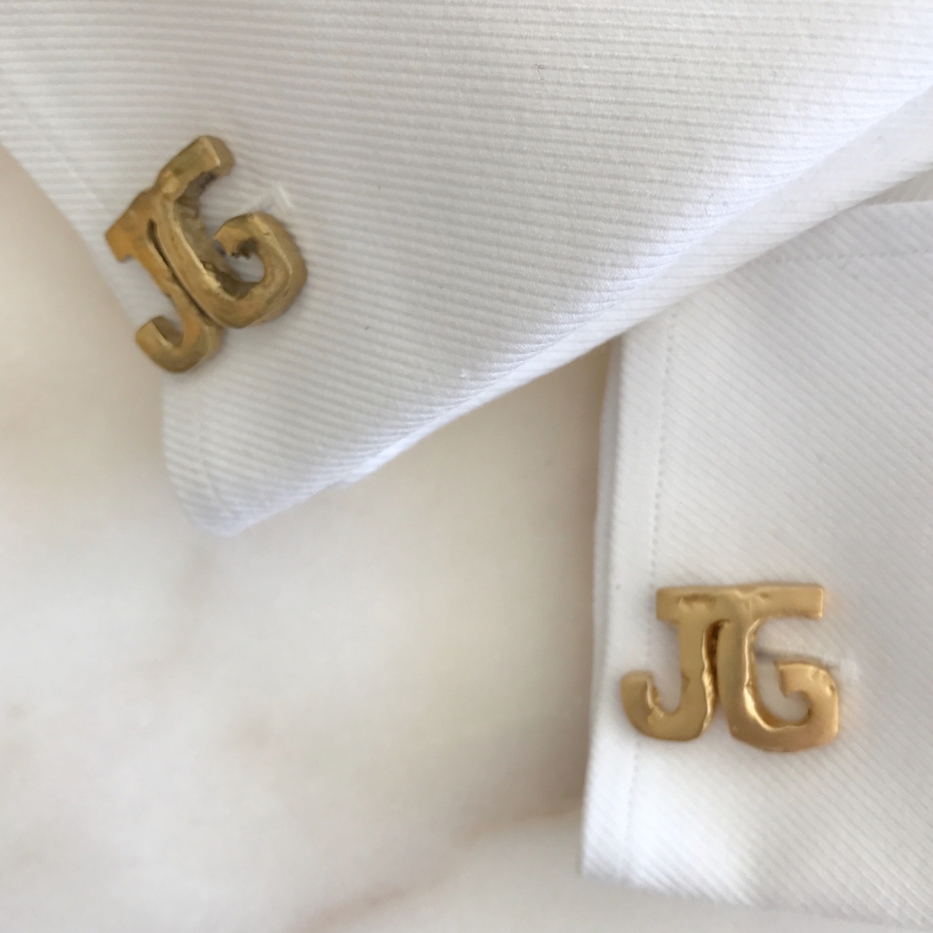 Top: Brass | Bottom: Gold
