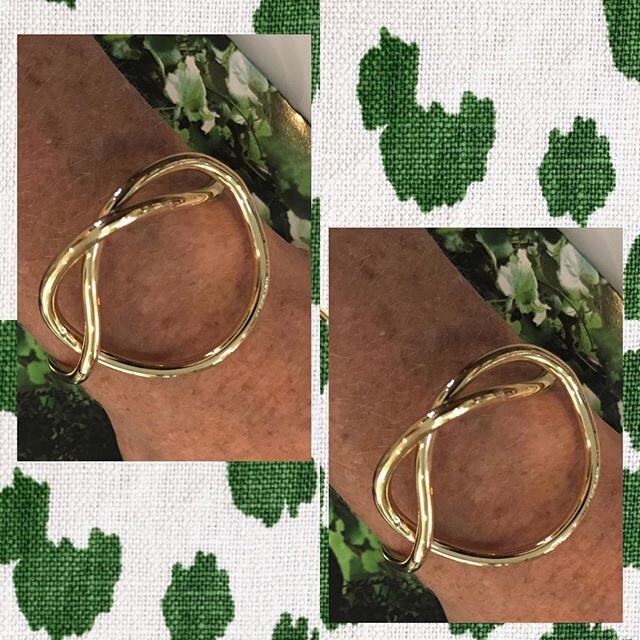 large knot cuff bracelet▫️$245▫️plated in 14k gold▫️please DM for details #janetgreggjewelry #knotdesign #cuff #bracelet #jewelry #charlestonstudio
