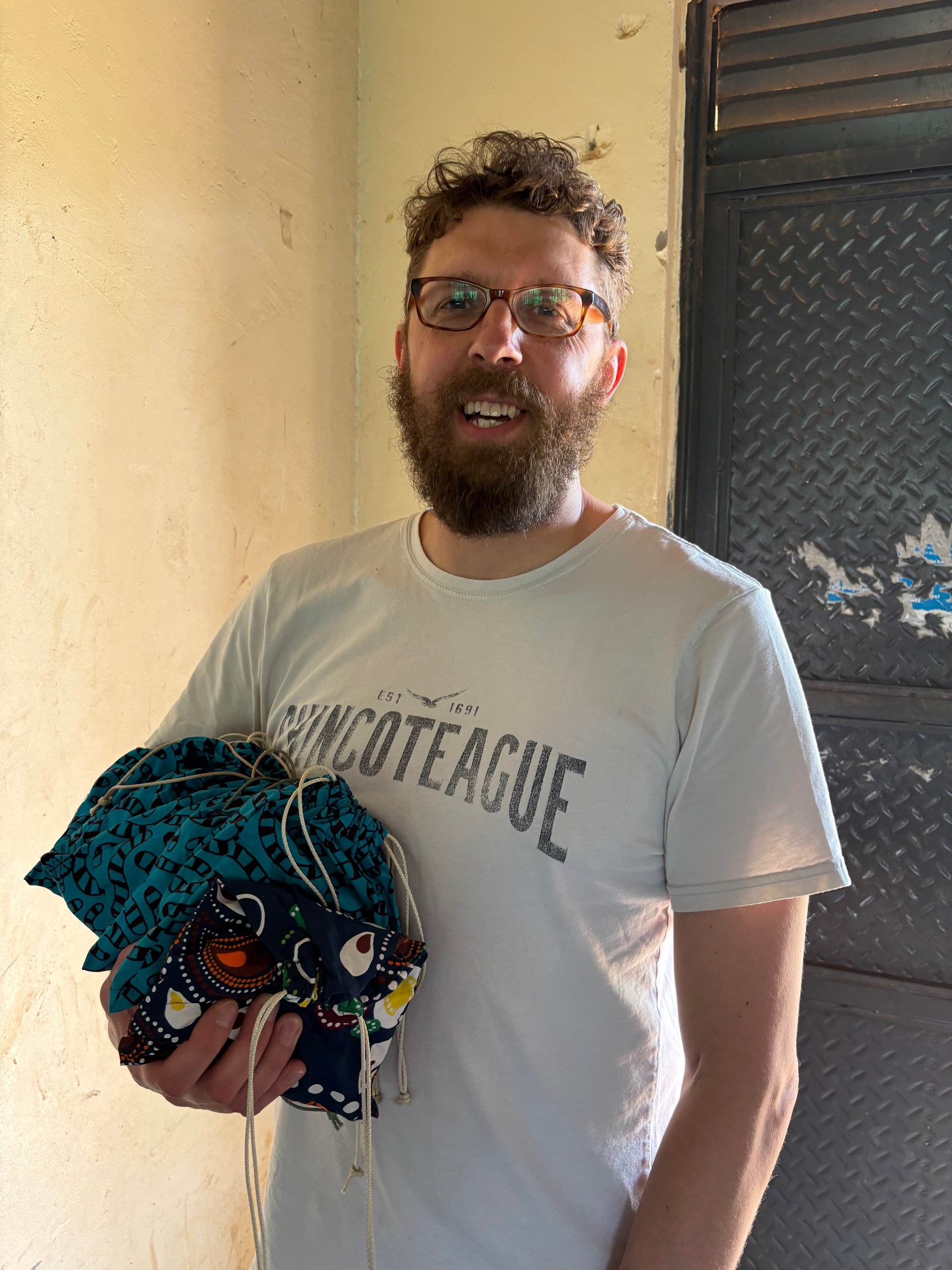 Zak handing out kits.jpeg