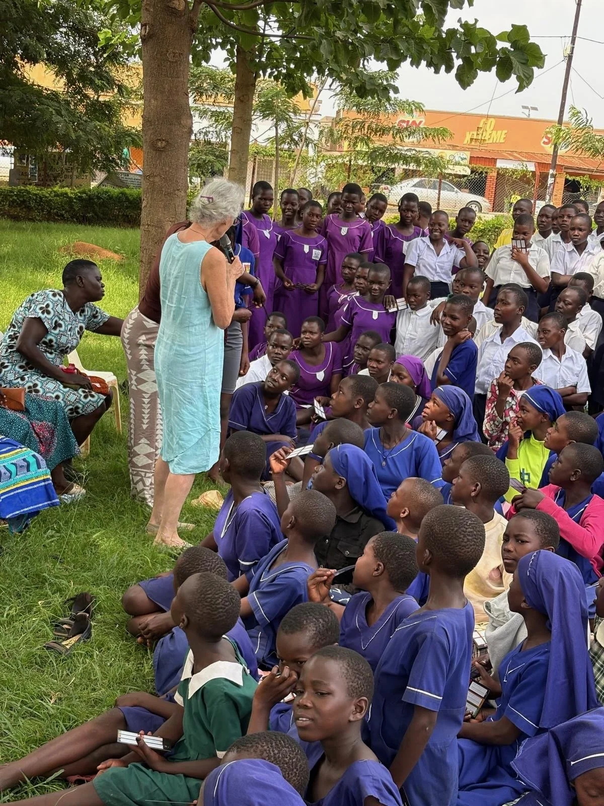 Ellie teaching Palissa.jpeg