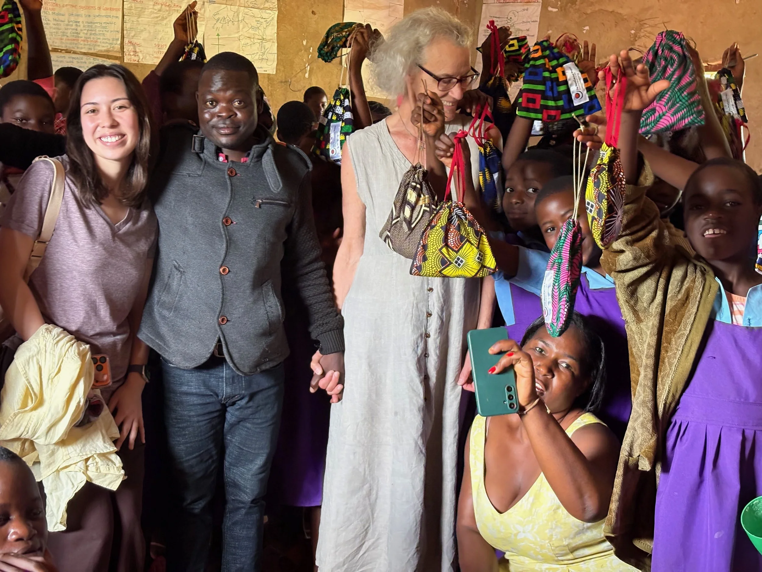 Ellie Clair & girls.jpeg