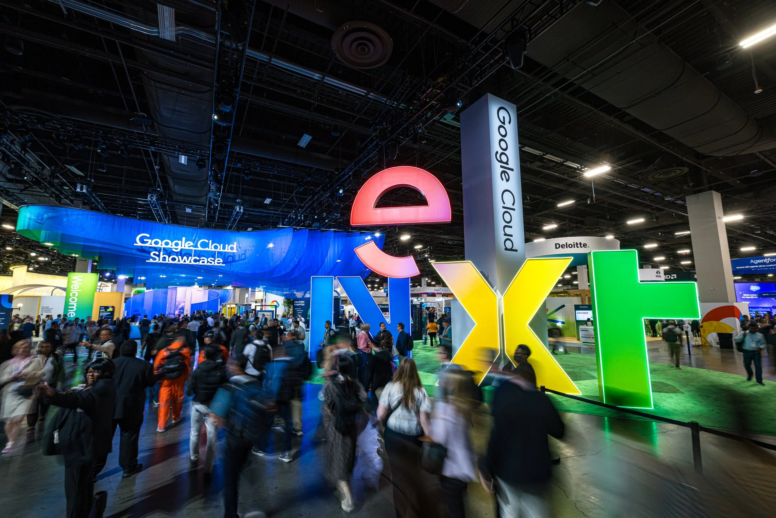 GOOGLENEXT2025_0409_130319-8858_ALIVE.jpg